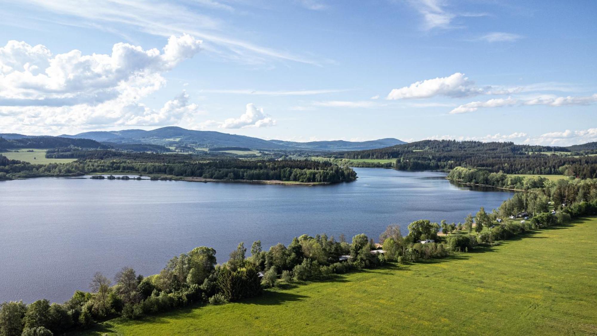 Resort Male Lipno Cerna v Posumavi Exterior photo