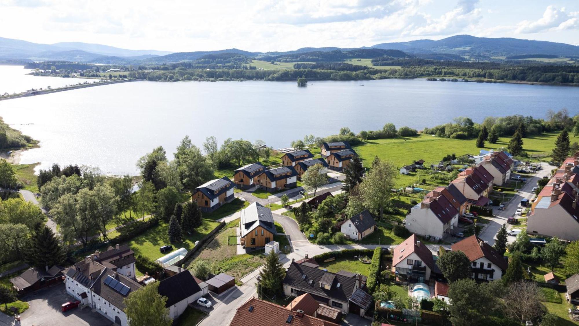 Resort Male Lipno Cerna v Posumavi Exterior photo