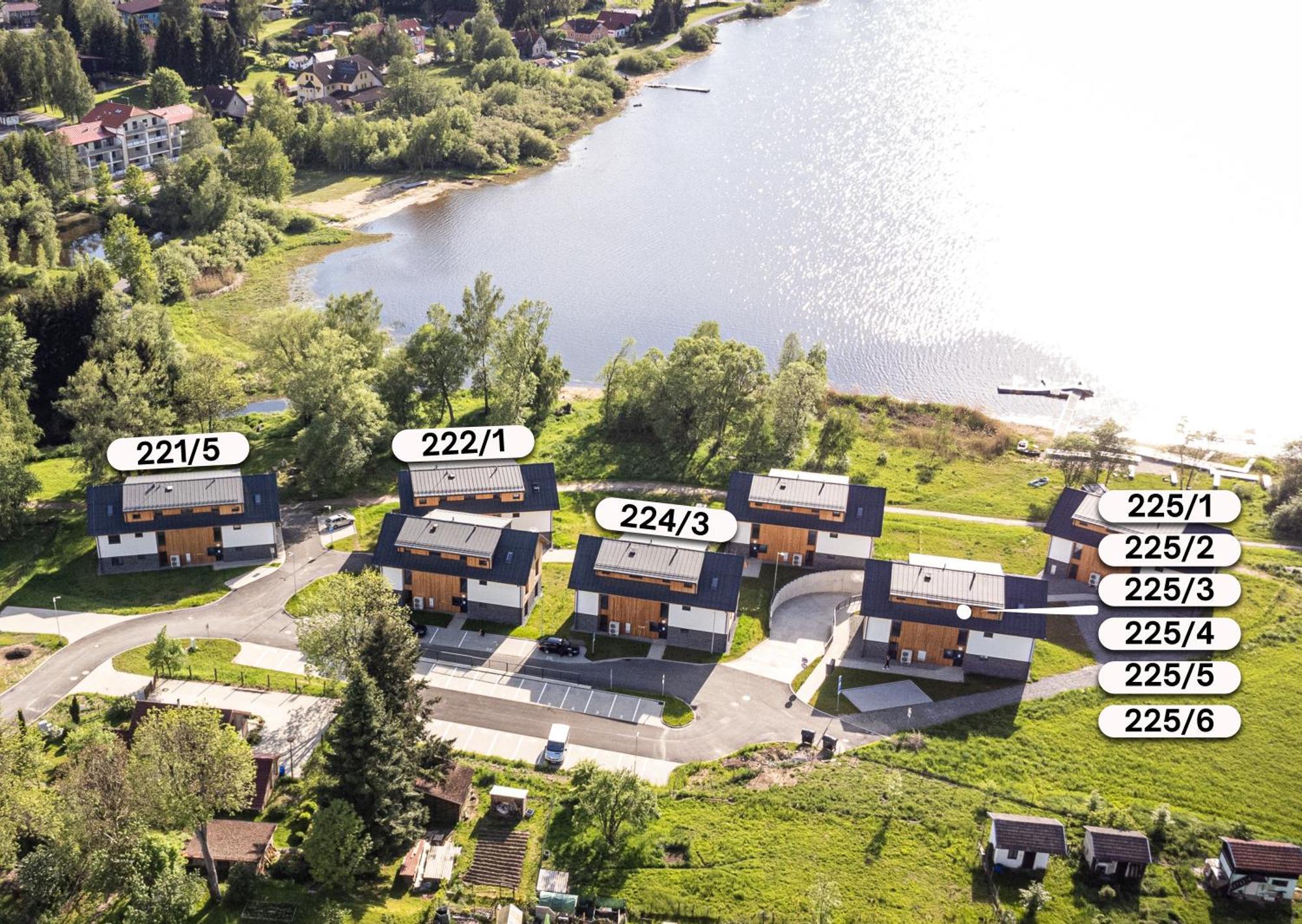 Resort Male Lipno Cerna v Posumavi Exterior photo